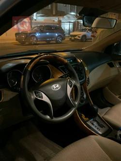 هیوندای ئەلەنترا